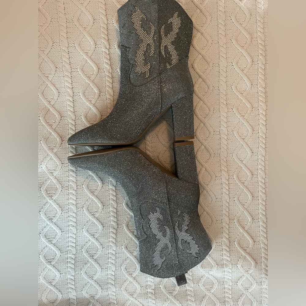 New! MIA Brand “Gypsie” style Gray Sparkle Western Boots Women’s size 8 - Picture 9 of 13